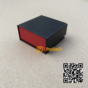 Hộp Trang Sức Nam Châm Cao Cấp Màu Đen - Đỏ nhám Size 7.5 x 7.5 x 3.5cm