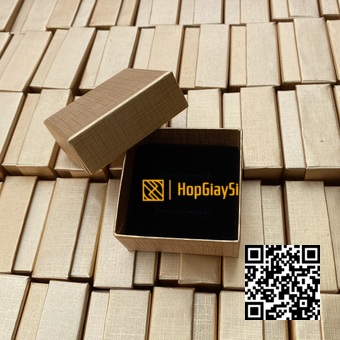 Hộp Nhẫn Giá Rẻ Giấy Màu Vàng hoa văn sọc   Size 6 x 6 x 3.2cm