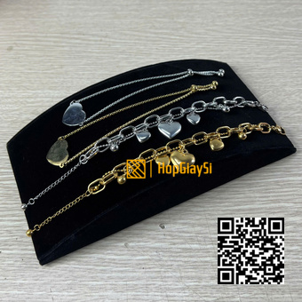 Đế Trưng Bày Lắc Tay Hình Vòng Cung Màu Đen