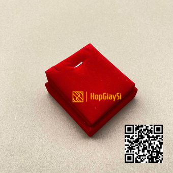 Đế Trưng Bày Dây Chuyền Nhung Màu Đỏ Tươi