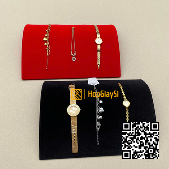 Đế Trưng Bày Lắc Tay Hình Vòng Cung size 35 x 25 x 5cm Màu Đen
