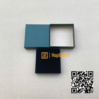 Hộp Vòng Tay Giấy Màu Xanh Lá Trơn Ruột Mút Đen Size 8.8 x 8.8 x 2.5cm