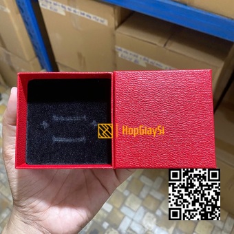 Hộp Trang Sức Giấy Đỏ Da Mới Size 7.3 x 7.3 x 3.5cm